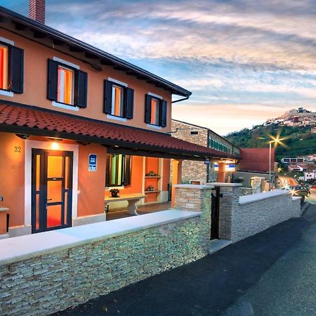 Guest House Nena Motovun Luaran gambar