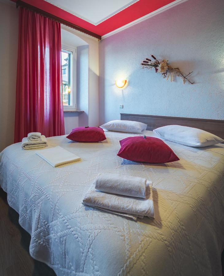 Guest House Nena Motovun Luaran gambar